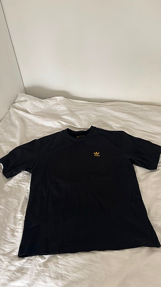 Adidas x Marimekko oversized T-shirt, size xs