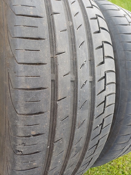Continental 225 50 18 W XL