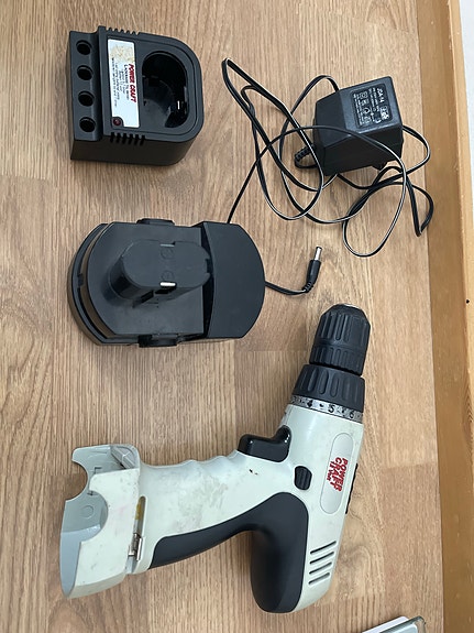 Power Craft 12V akkuporakone laturi