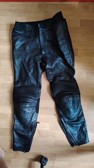 IXS nahkaiset ajohousut koko 60 musta