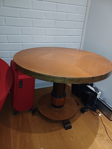 Annetaan kaunis vanha pöytä/VARATTU