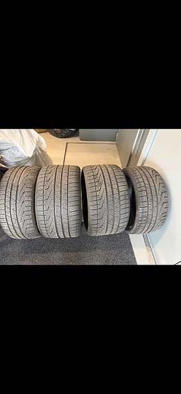Pirelli 235/35/19 ja 295/30/19 kitkat