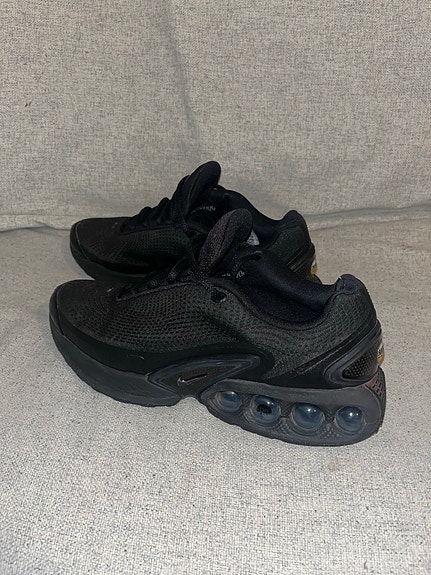 Nike Air Max DN Black Metallic Grey