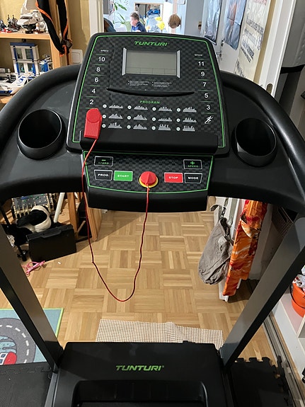 Tunturi juoksumatto kotikäyttöön musta