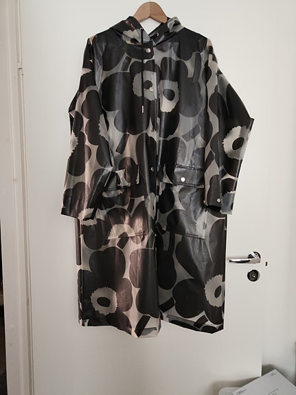 Marimekko unikko sadetakki