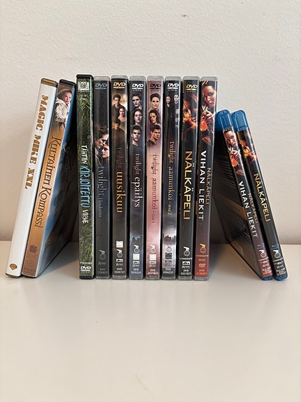 DVD- ja Blu-ray -elokuvapaketti