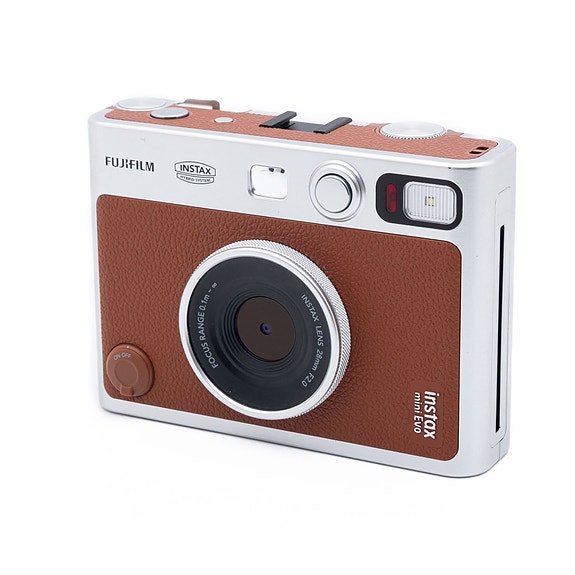 Fujifilm Instax mini Evo – Käytetty