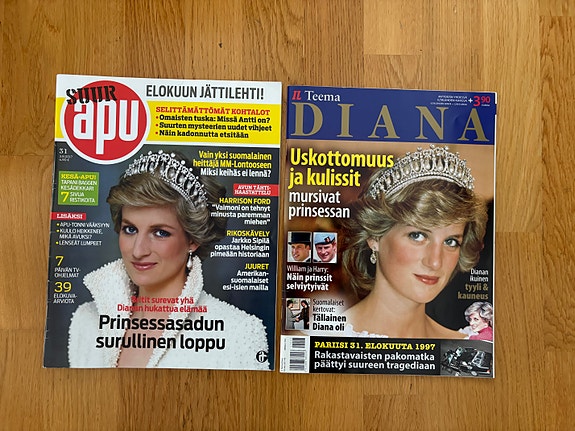 Prinsessa Diana muistolehtiä