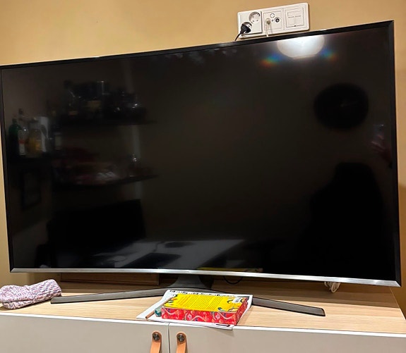 Samsung LED-televisio