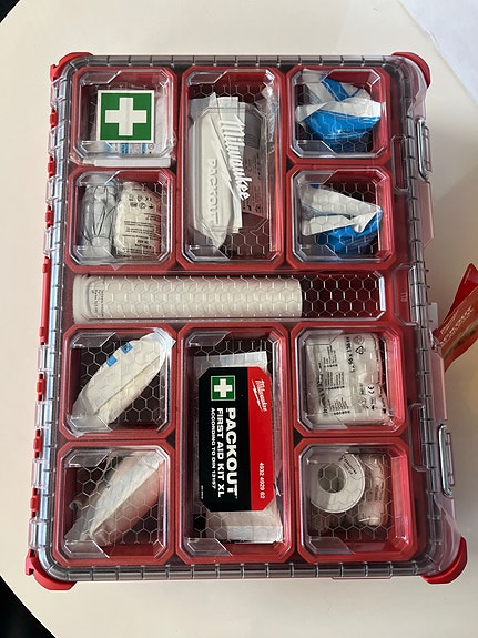Milwaukee Packout First Aid Kit XL ensiapulaukku