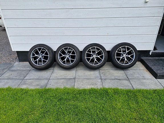 BBS 17" alumiinivanteet 5x120 (BMW F10 / F11)