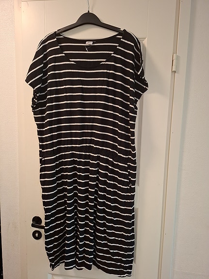 Pola 52/54 mekko