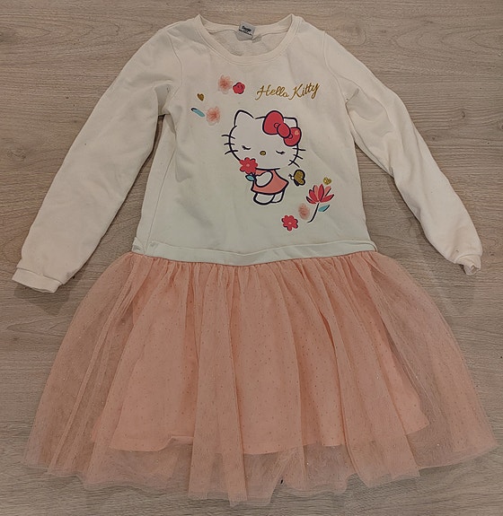 Hello Kitty Mekko