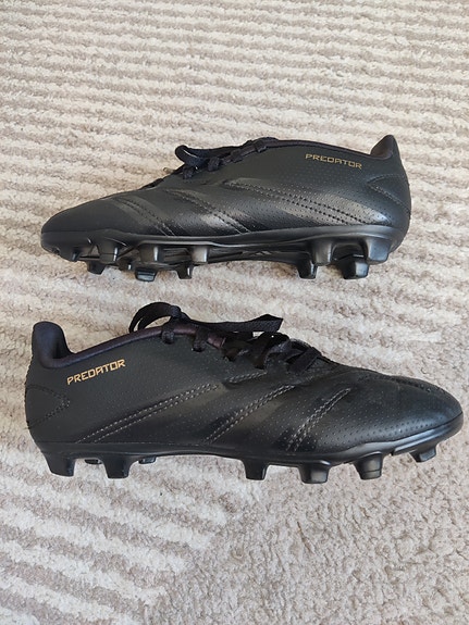 Adidas Predator 35