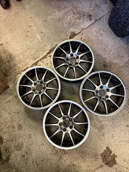 16" Stilauto alumiinivanteet