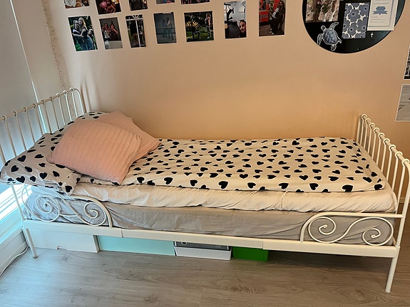 IKEA valkoinen jatkettava metallisänky 80x200 Minnen