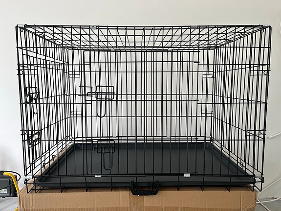 Basic Sturdy metallihäkki koiralle, koko XL (91 x 57 x 63,5 cm)