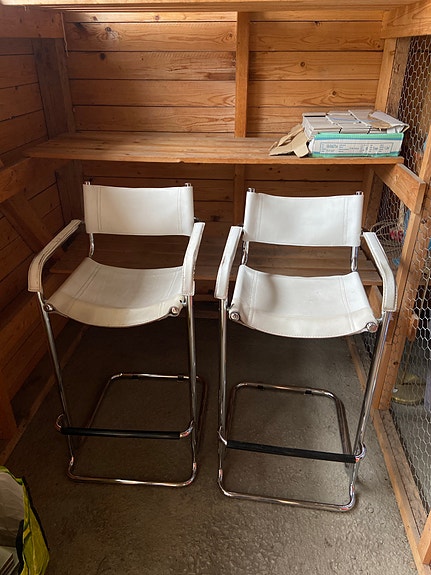 Nahkaiset vintage tuolit