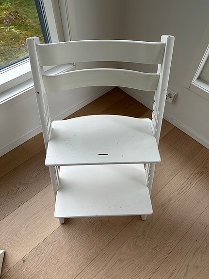 Stokke Tripp Trapp syöttötuoli valkoinen
