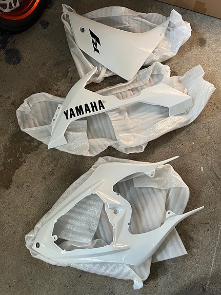 Yamaha R1 Täydellinen katesarja 2007-2008