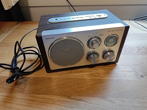 SCOTT AM/FM USB/SD/MMC radio