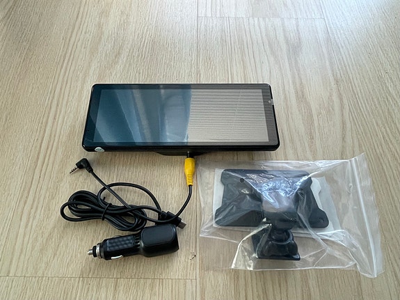 9” langaton CarPlay / Android Auto näyttö