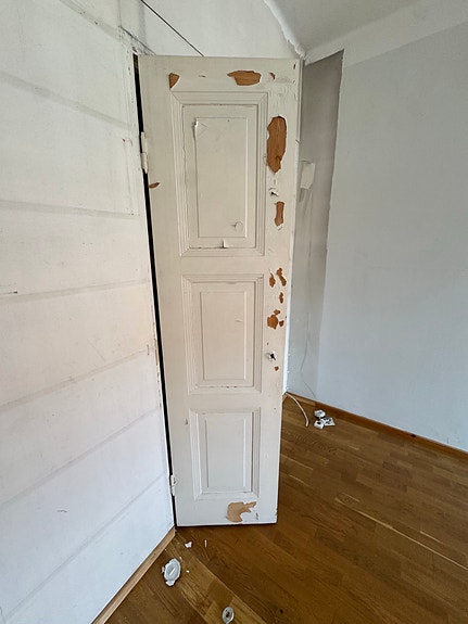 Valkoinen peiliovi täyspuinen Töölö 1920 luku