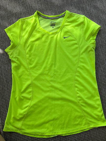 Nike urheilupaita L