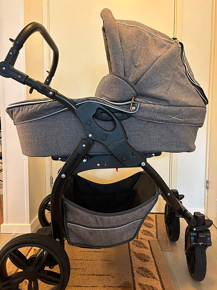 Baby stroller description (Emmaljunga Brand)