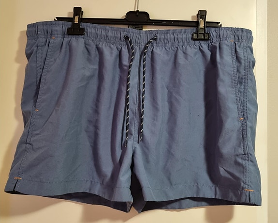 H&M shortsit