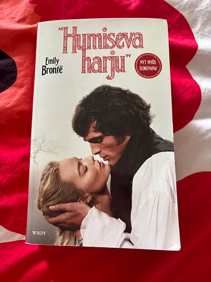 NOUTO LAHTI/Emily Brontë Humiseva harju pokkari