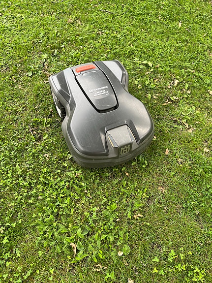 Husqvarna Automower 305 robottiruohonleikkuri