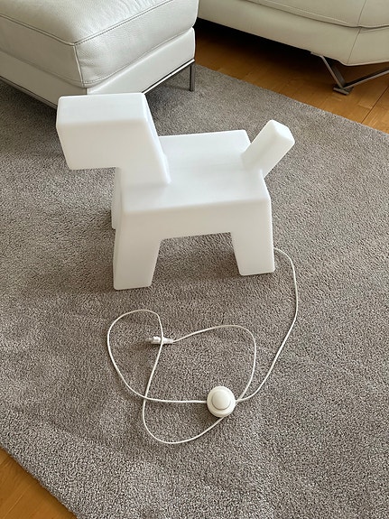 Studio Eero Aarnion Wuff valaisin