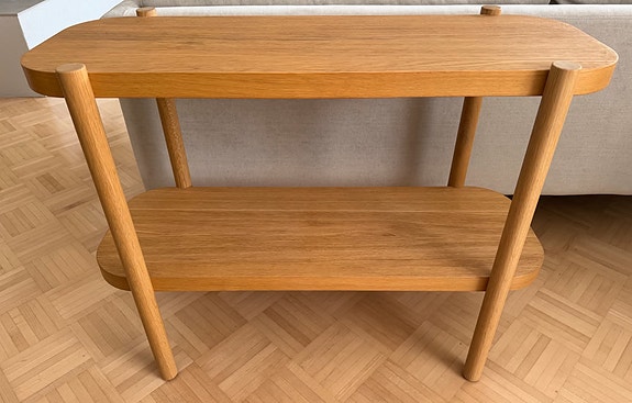 Ikea Listerby sivupöytä