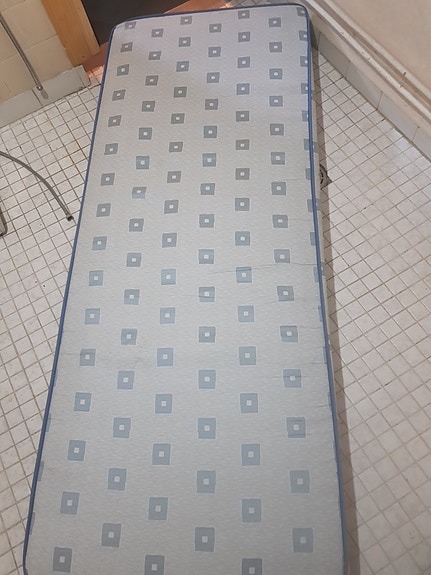 Käytetty patja 80×200 paksuus 18 cm