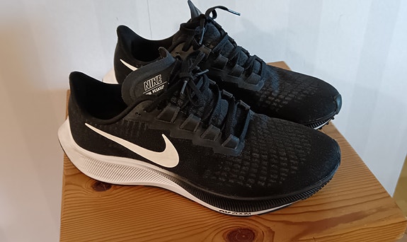 Nike juoksukengät 40,5