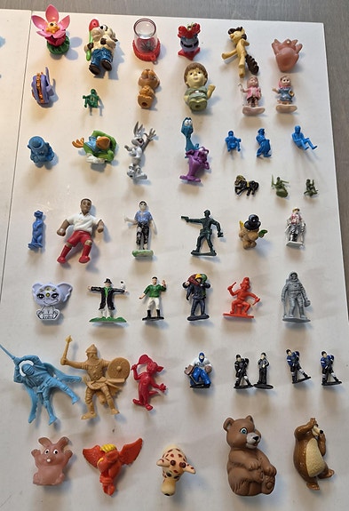 Figuureja 47 kappaletta