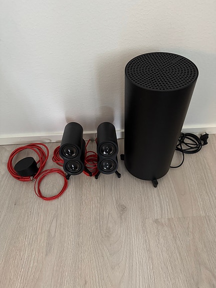 Logitech kaiutinsetti subwooferilla