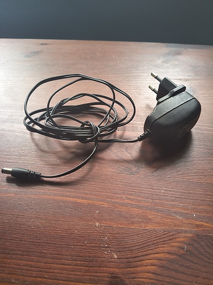 Virtalähde Ktec AC adapteri