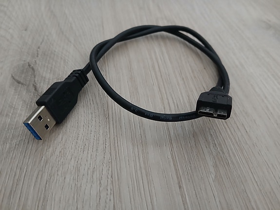 USB 3.0 Type-A – Micro-B -kaapeli