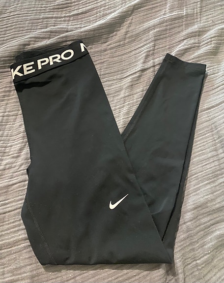 Nike Pro housut