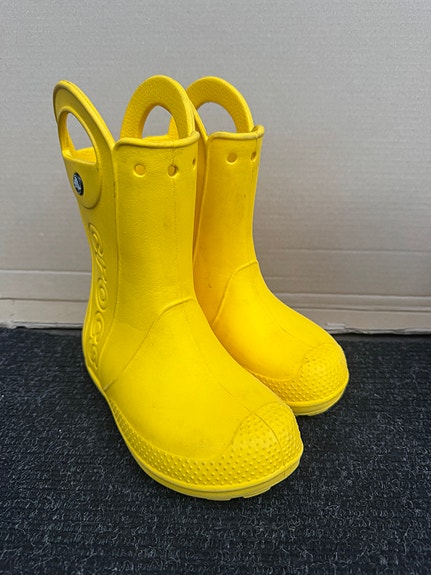 Crocs -kumisaappaat