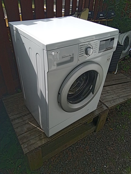 Pyykinpesukone LG 8kg/1400