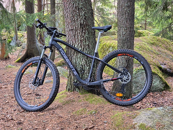 Yosemite maastopyörä 27.5+" koko M unisex