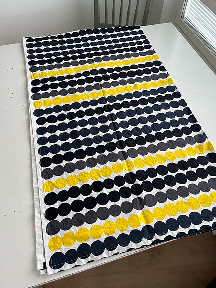 Marimekko räsymatto kangas/ paneeliverho musta keltainen valkoinen