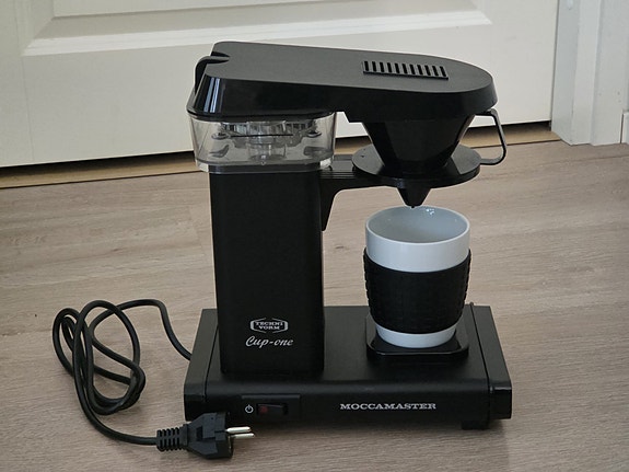 Moccamaster Cup-one kahvinkeitin musta