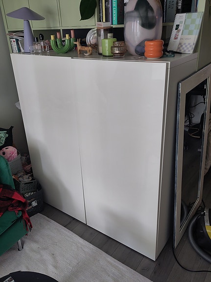 IKEA  Bestå-kaappi