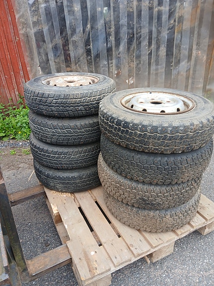 Ford transit vanteet renkaineen