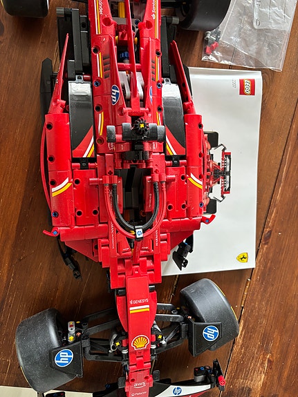 LEGO Technic 42207 – Ferrari SF-24 F1 ‑auto