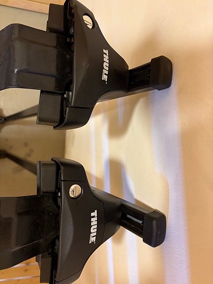Thule kattotelineet musta Citroen c4 MK2